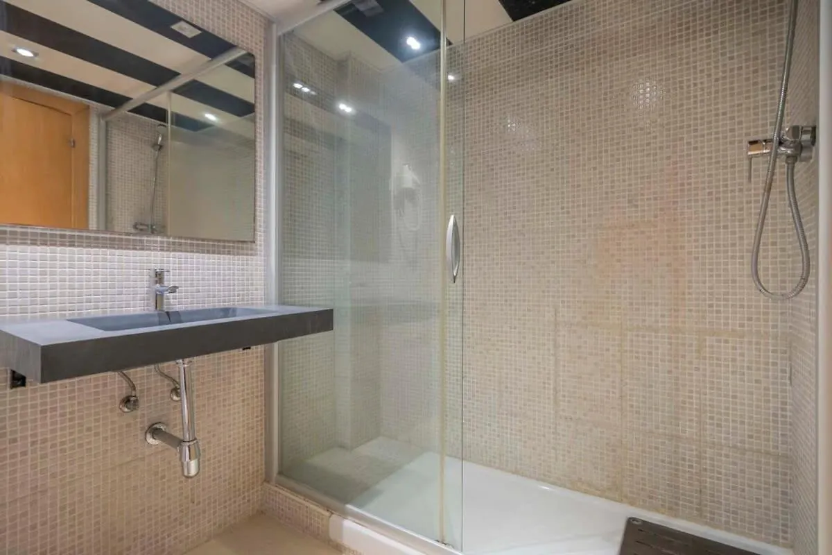 바르셀로나 Bright And Modern Duplex With Terrace In Eixample District P2 아파트 0*,  스페인